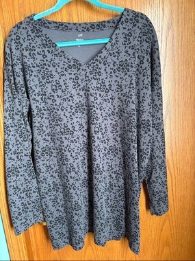 J.Jill Charcoal Leopard V-Neck Tunic size Large Tall